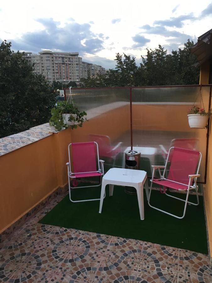 Magic Accommodation Bucarest Esterno foto