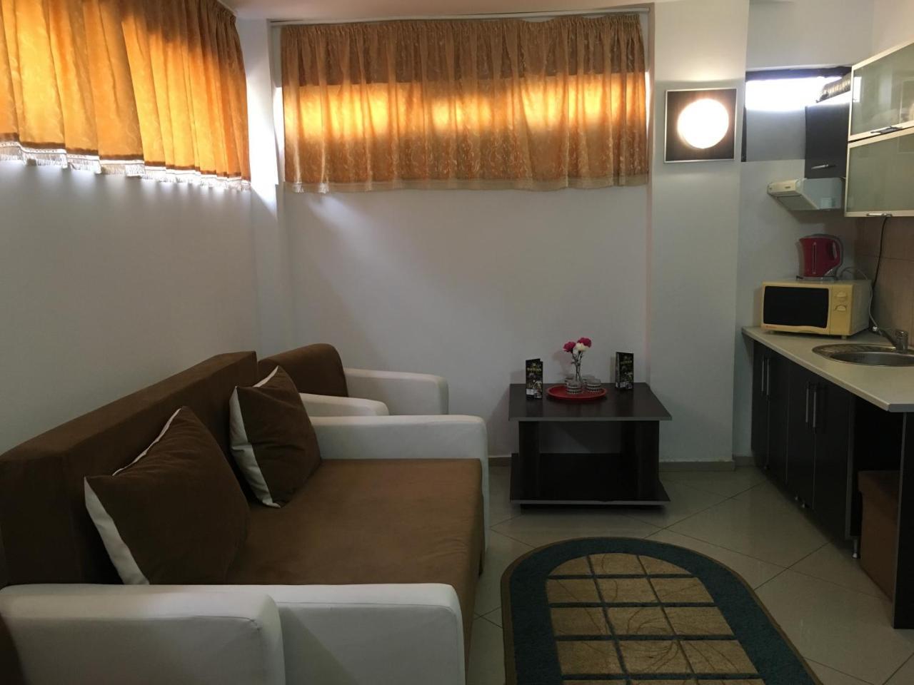 Magic Accommodation Bucarest Esterno foto