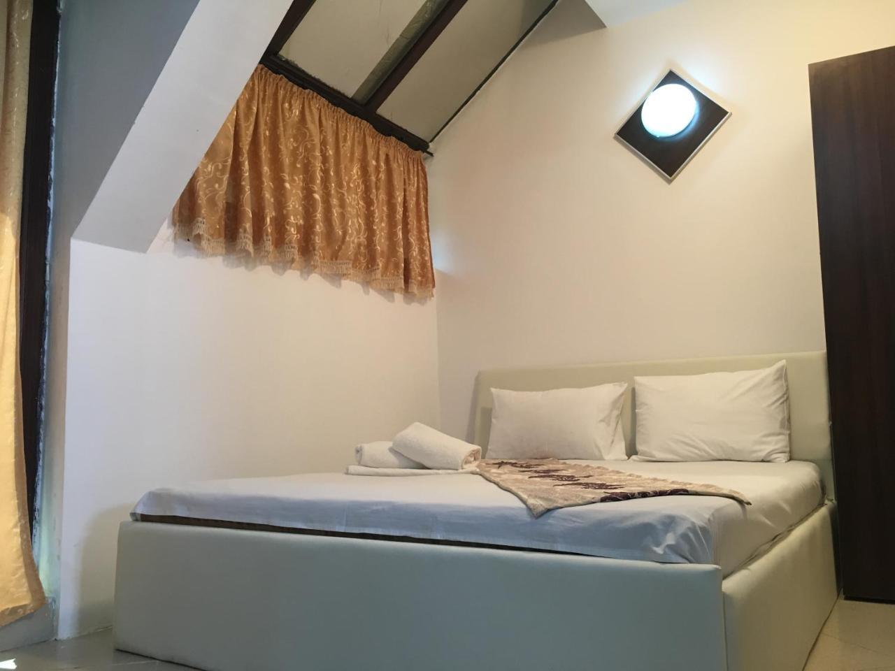 Magic Accommodation Bucarest Esterno foto
