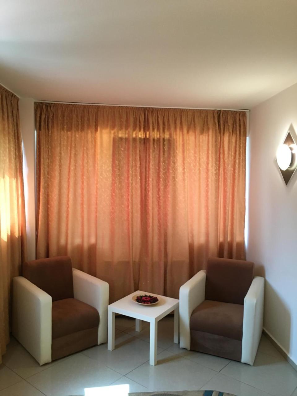 Magic Accommodation Bucarest Esterno foto