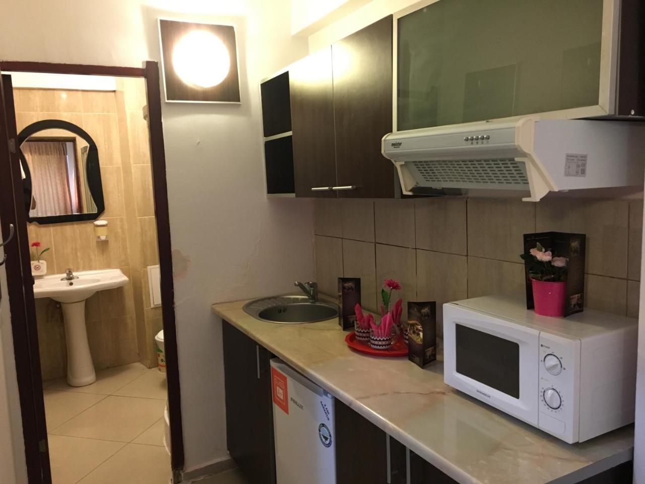 Magic Accommodation Bucarest Esterno foto