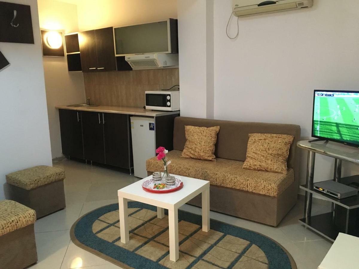 Magic Accommodation Bucarest Esterno foto
