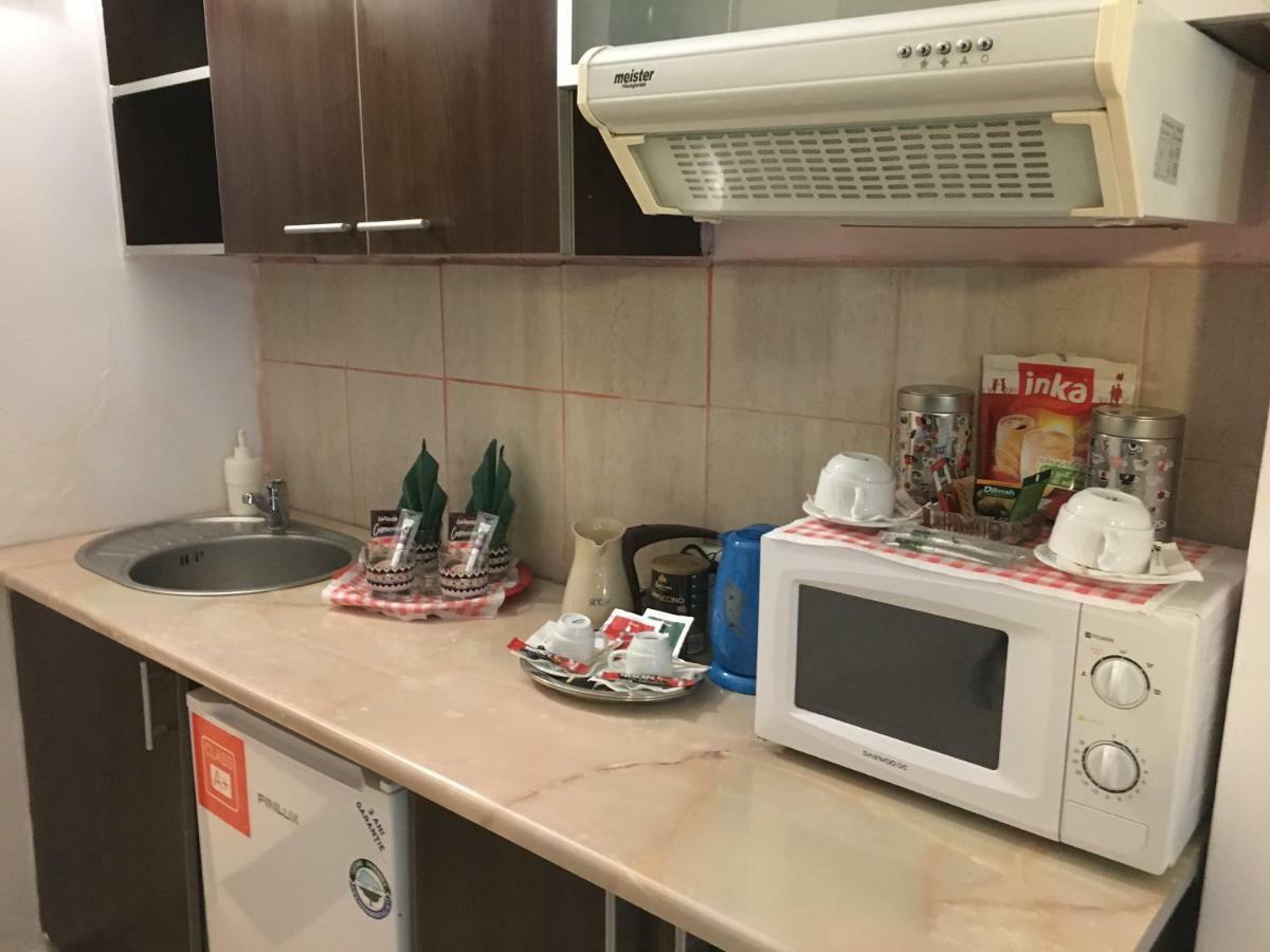 Magic Accommodation Bucarest Esterno foto